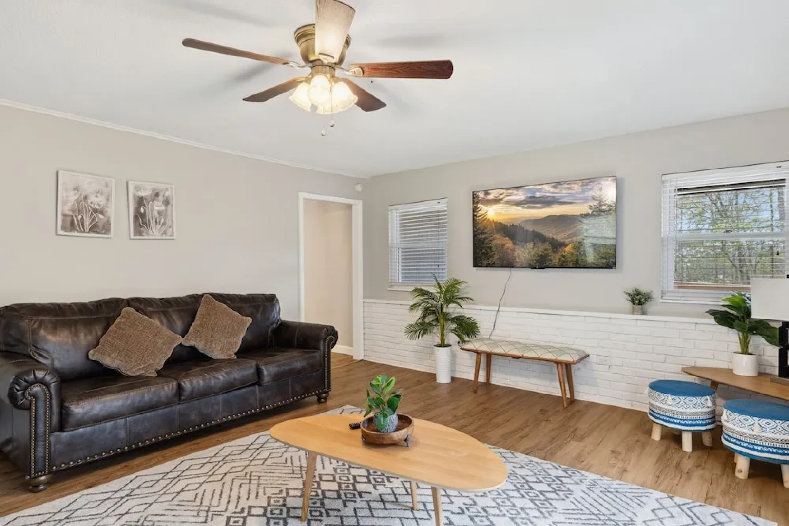 Bluff Mountain Bungalow 4 Bedroom Home by RedAwning