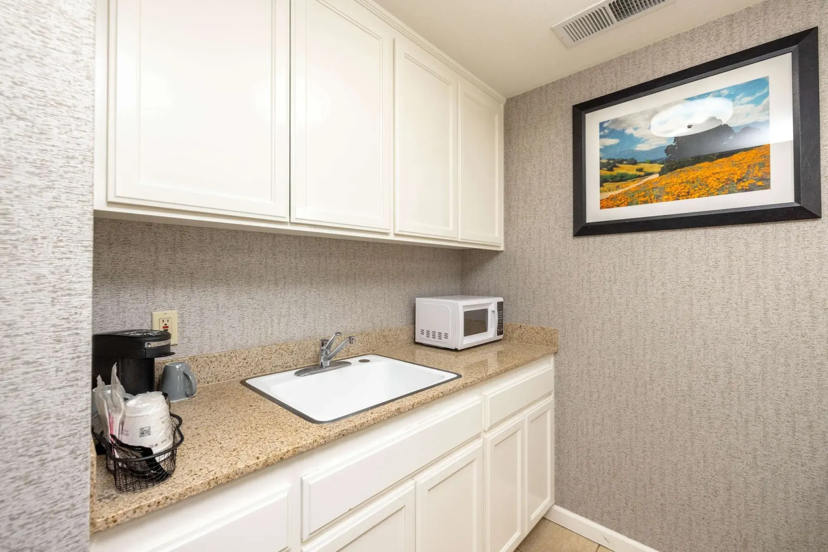 Best Western Plus Dixon Davis