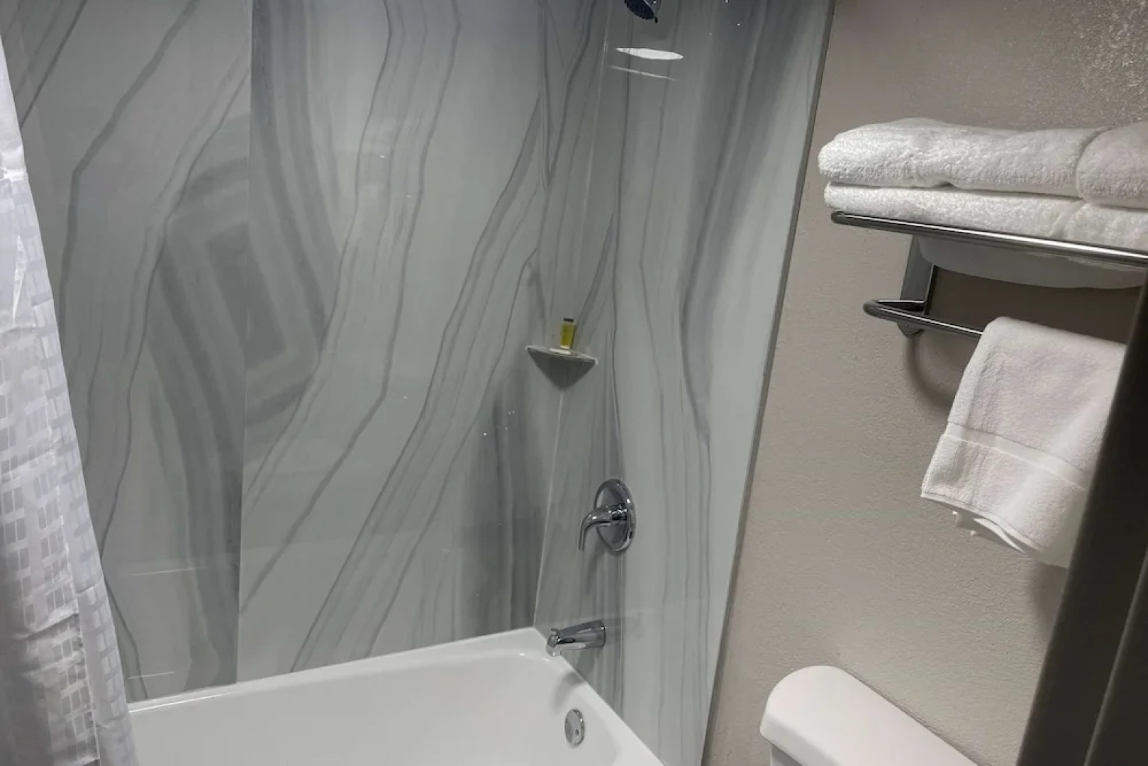 Days Inn by Wyndham Montgomery I-85