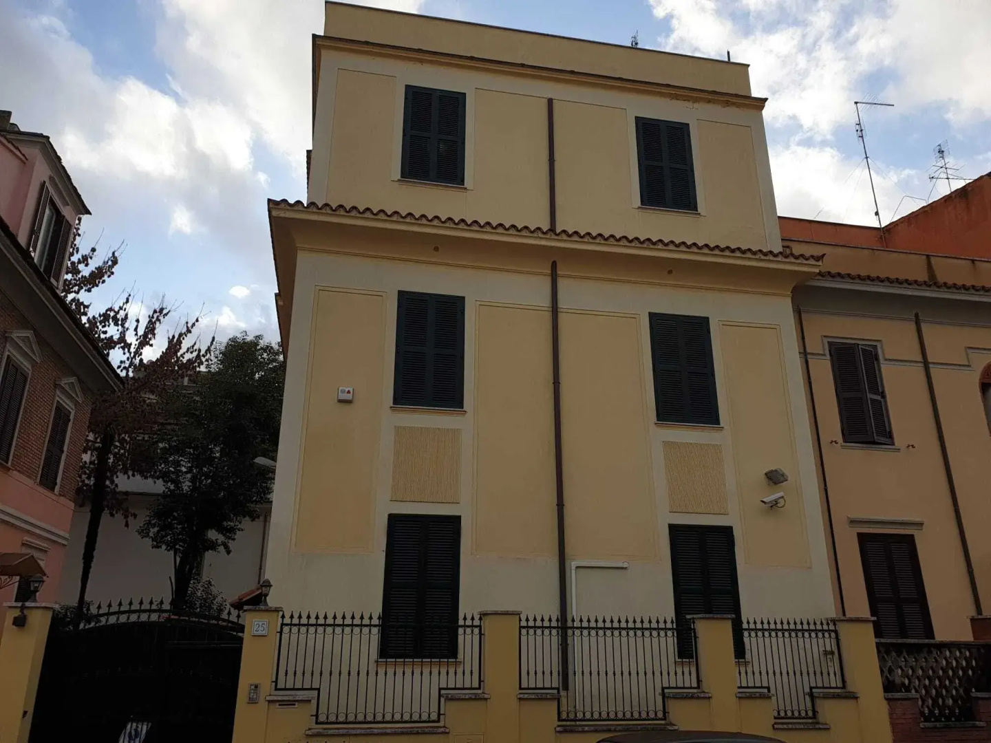 Villa Luzzatti Hostel