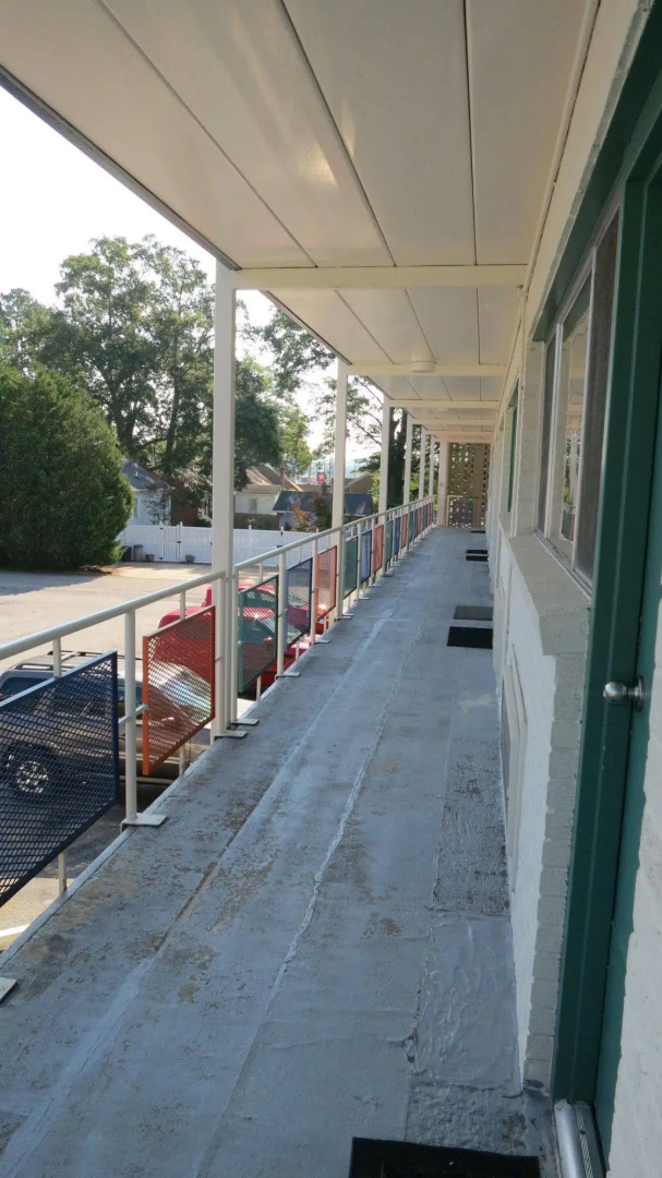 Hamilton Holiday Motel