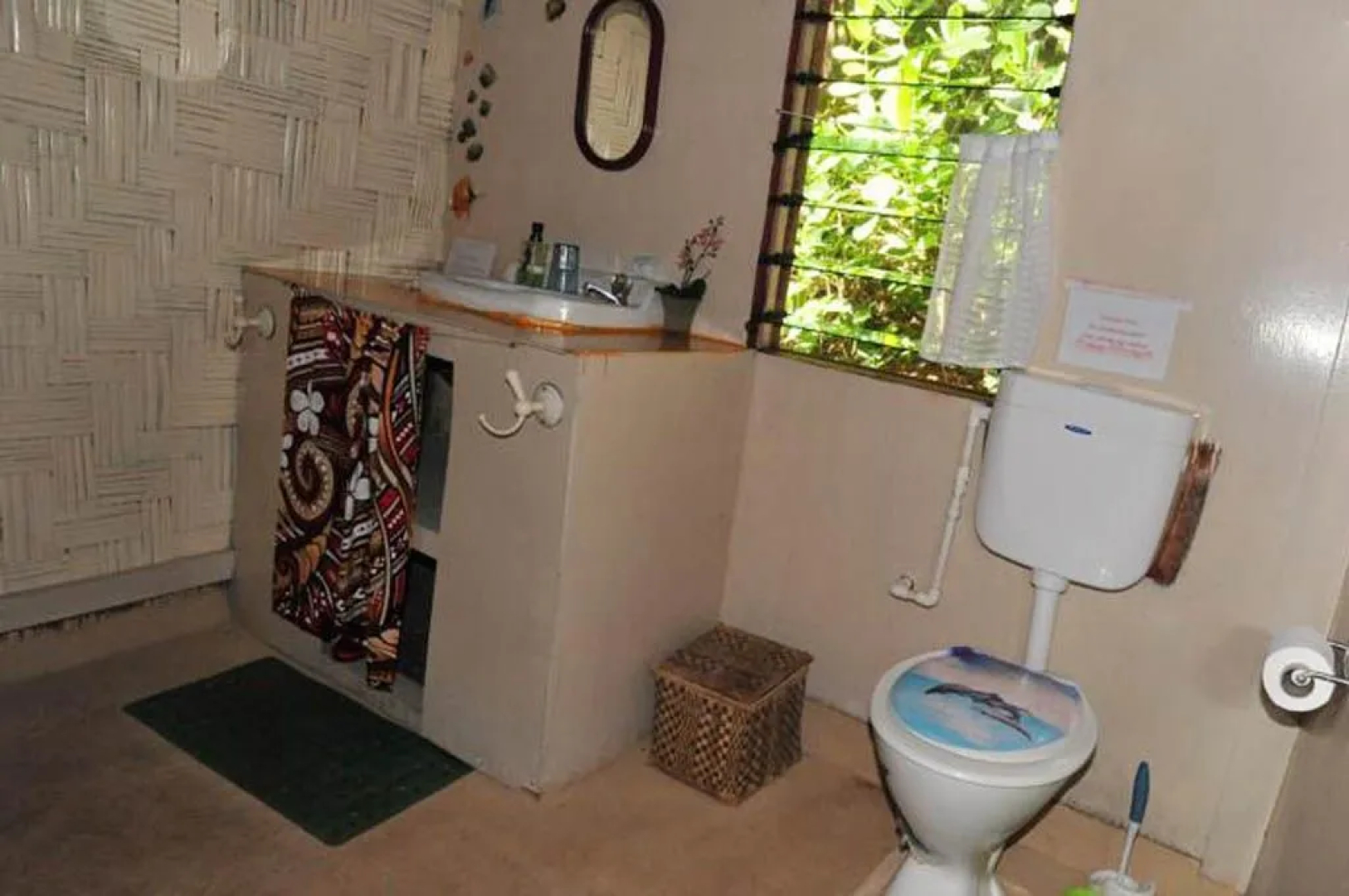Dolphin Bay Divers Retreat