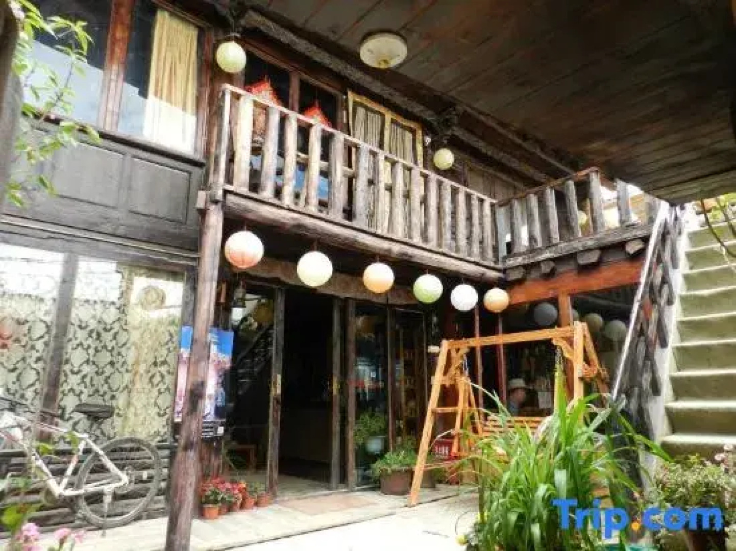 Shangri-La Timeless Inn