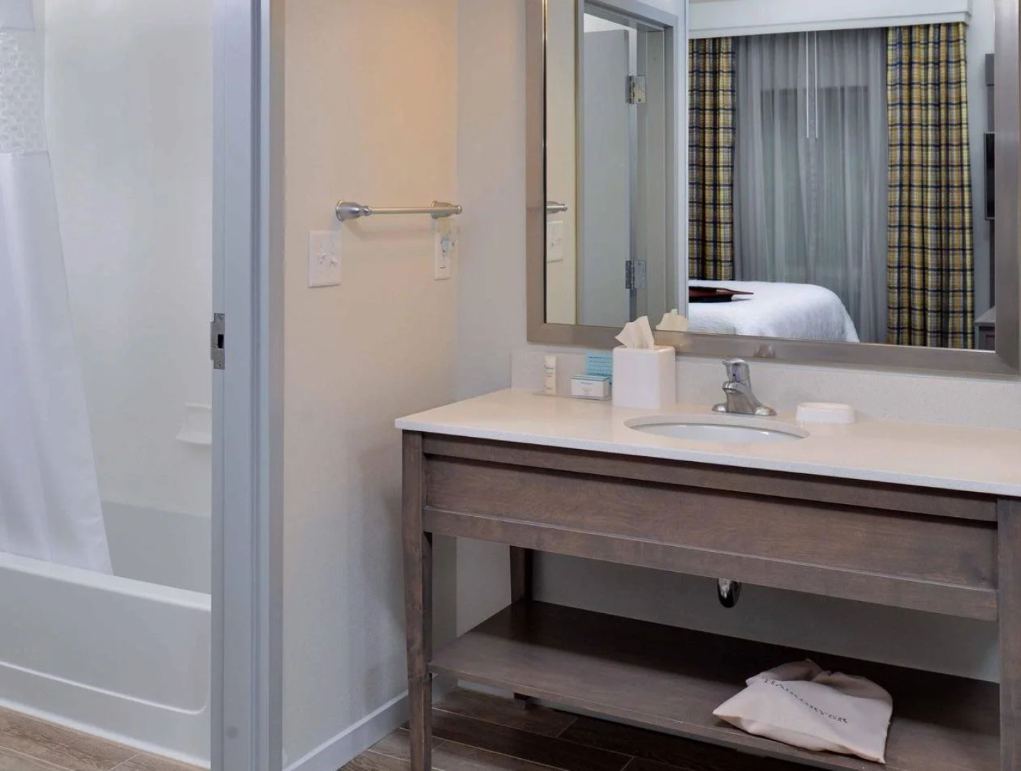 Hampton Inn & Suites Shelby