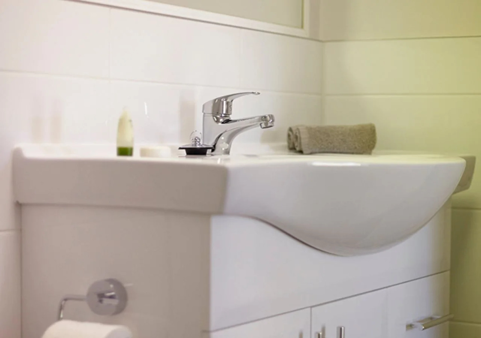 The Lodge Motel, Newman