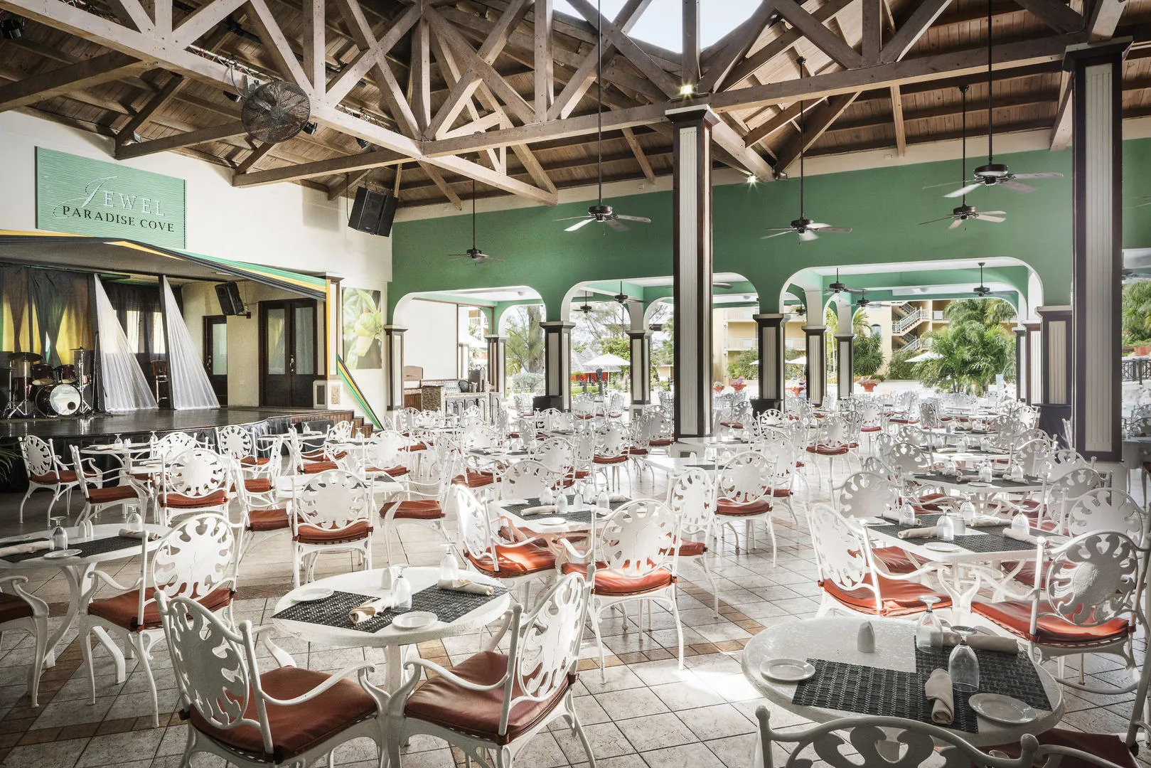 Jewel Paradise Cove Adult Beach Resort & Spa – All Inclusive