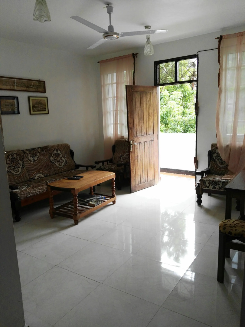 Sharook Lodge - Hostel