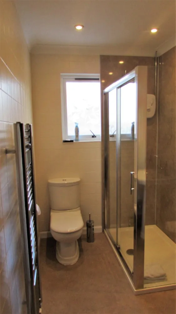 Old School Restaurant & Rooms