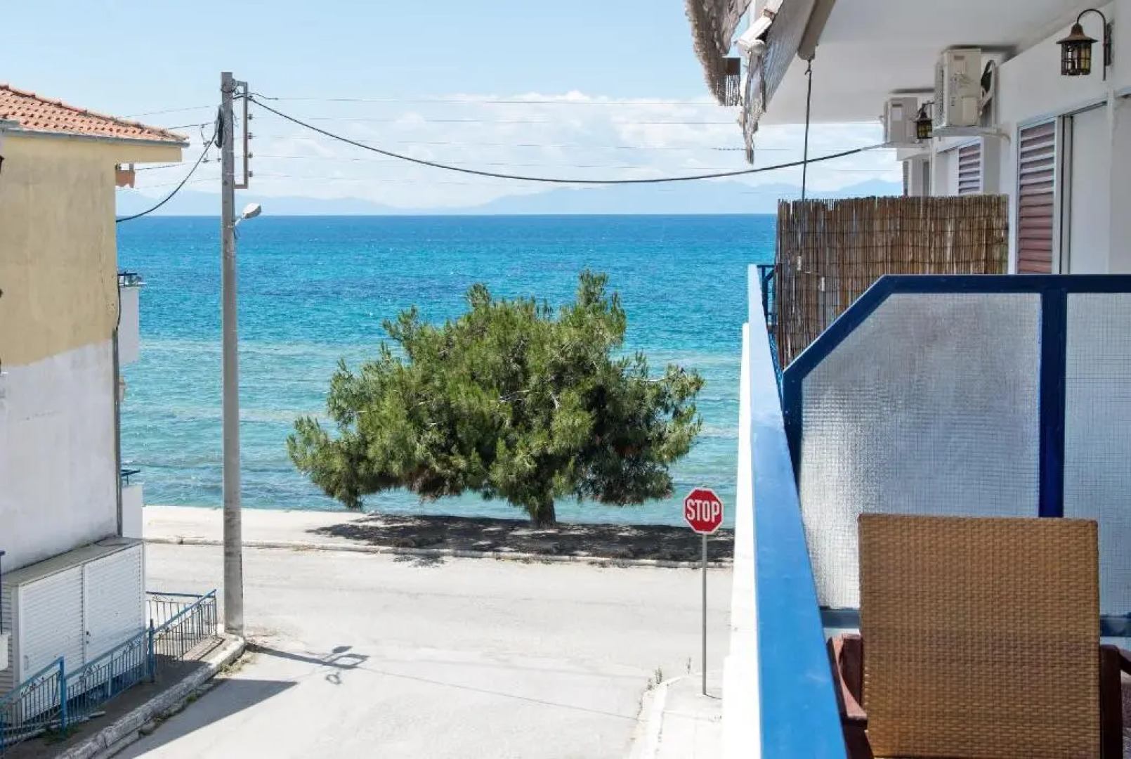 Seafront 2 bedrooms apartment