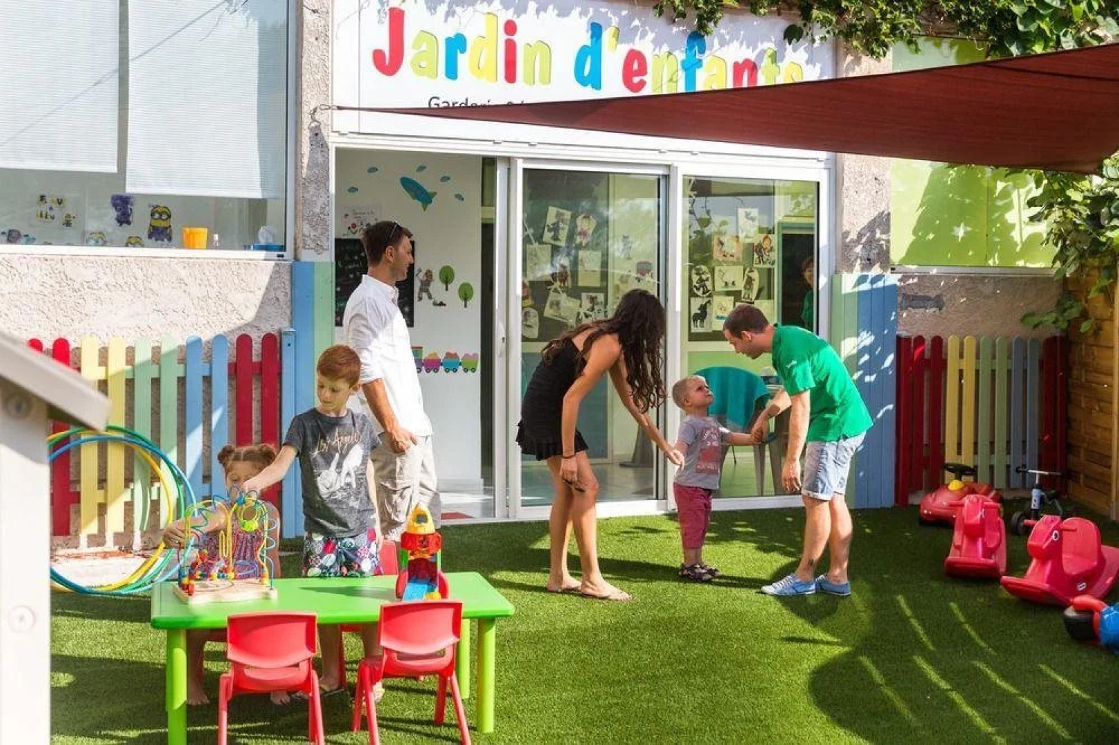 Holidiay Green Resort & Spa