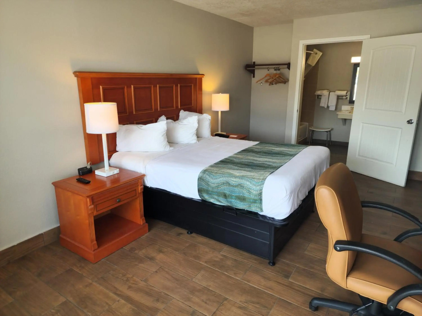 Days Inn by Wyndham Hardeeville Near Hilton Head