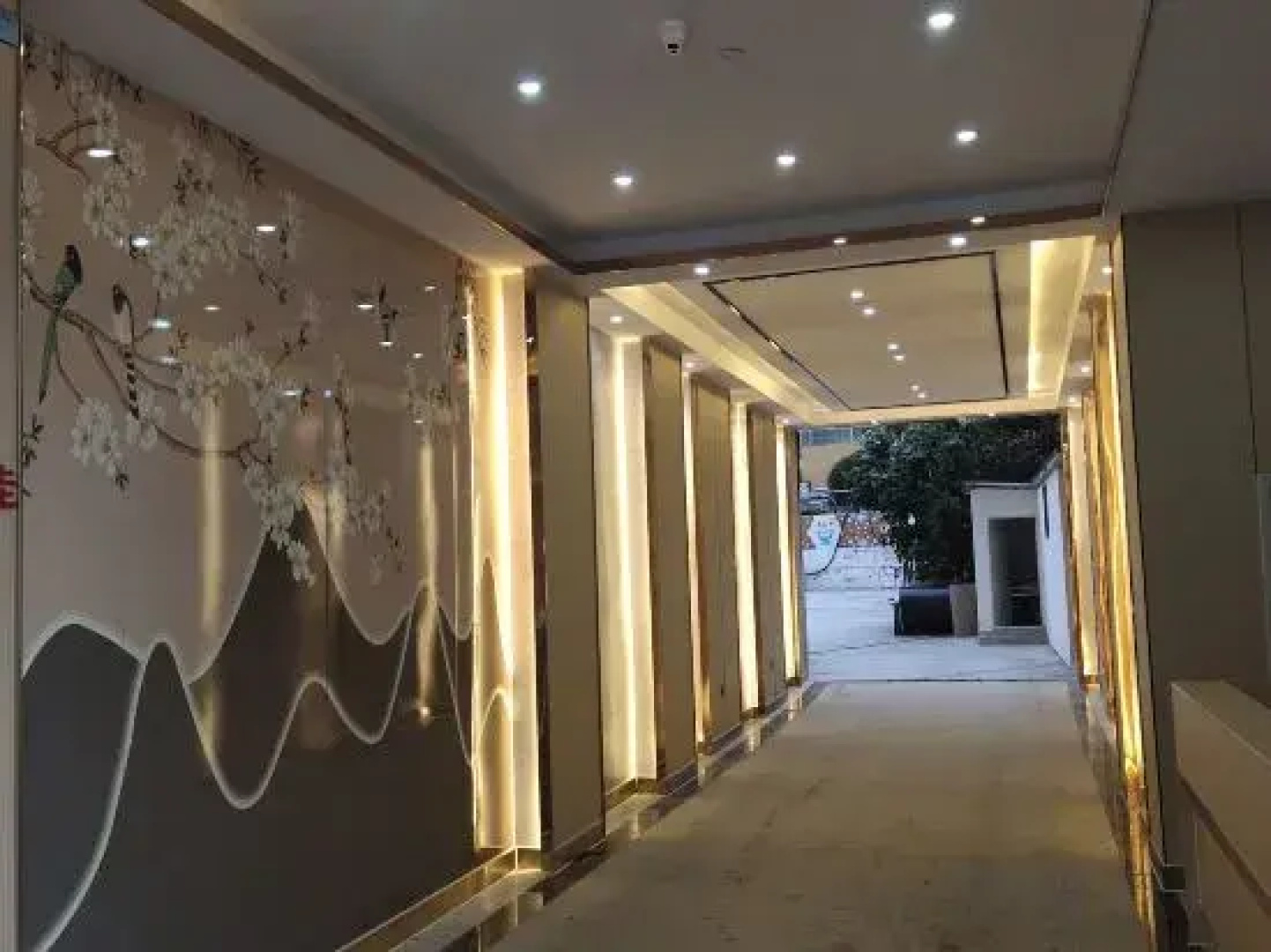 Lemon  hotel
