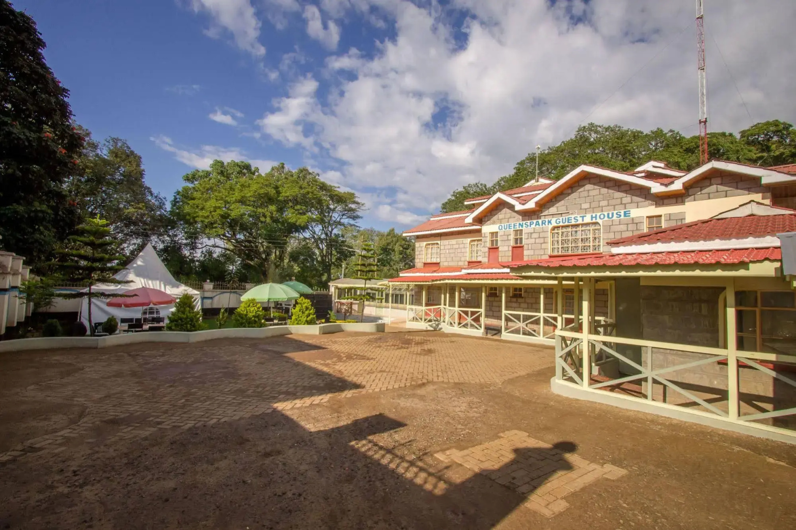 Queens Park Guest House