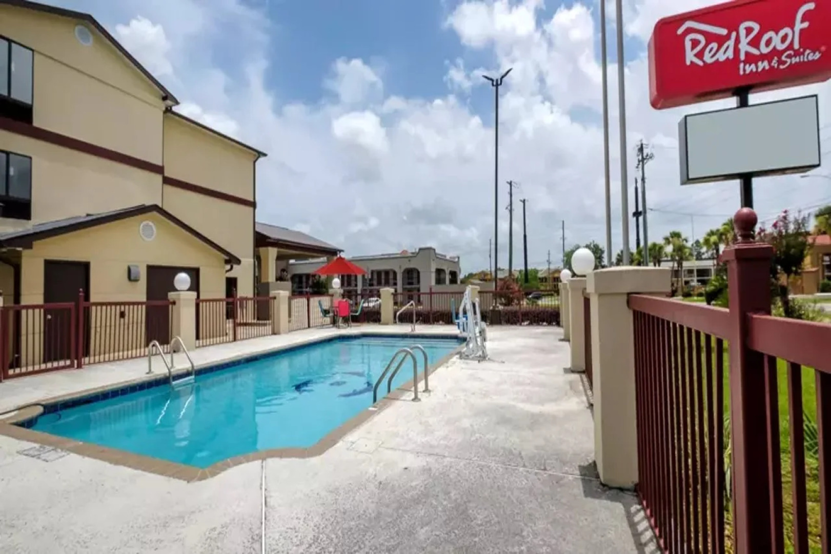 Red Roof Inn & Suites Mobile SW – I-10