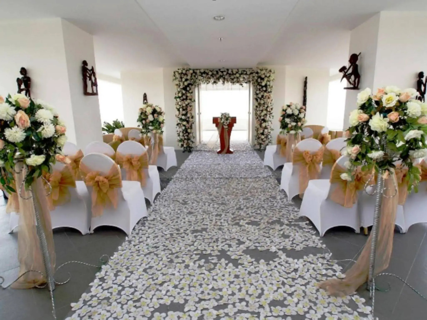 Sintesa Peninsula Hotel Manado