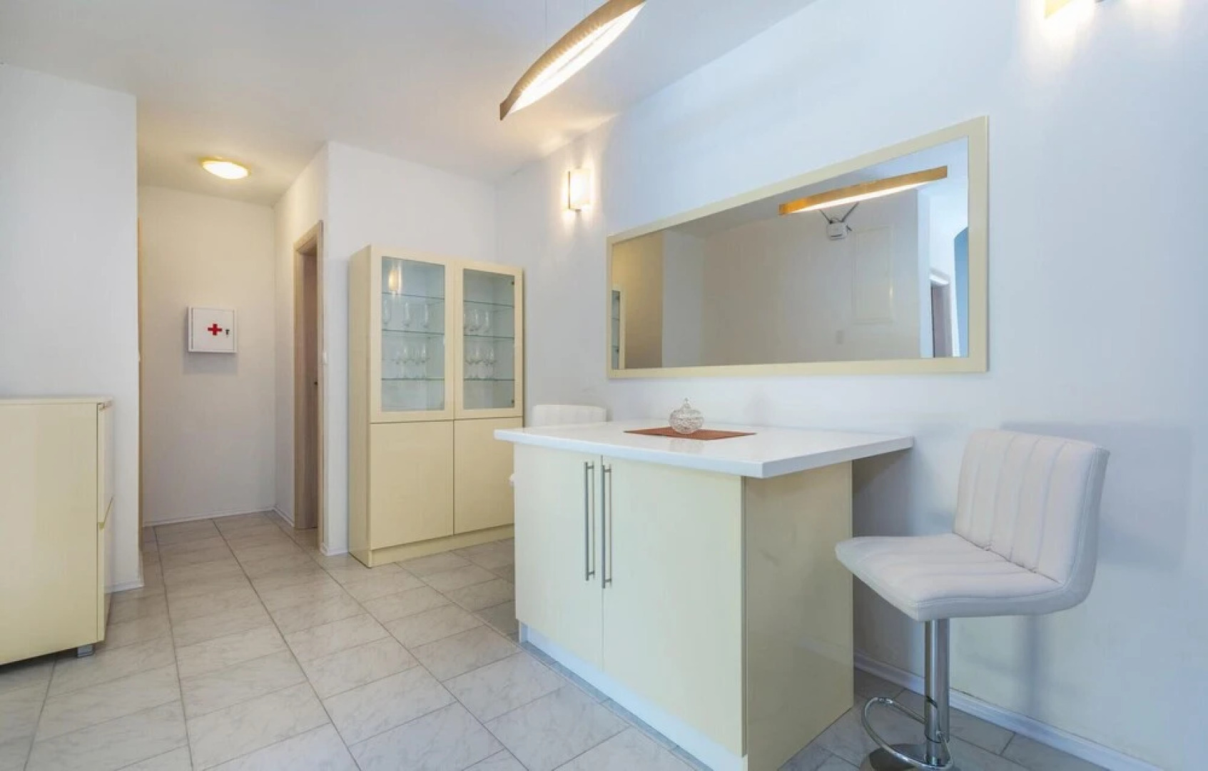 Beautiful Home in Perci With Wifi and 4 Bedrooms