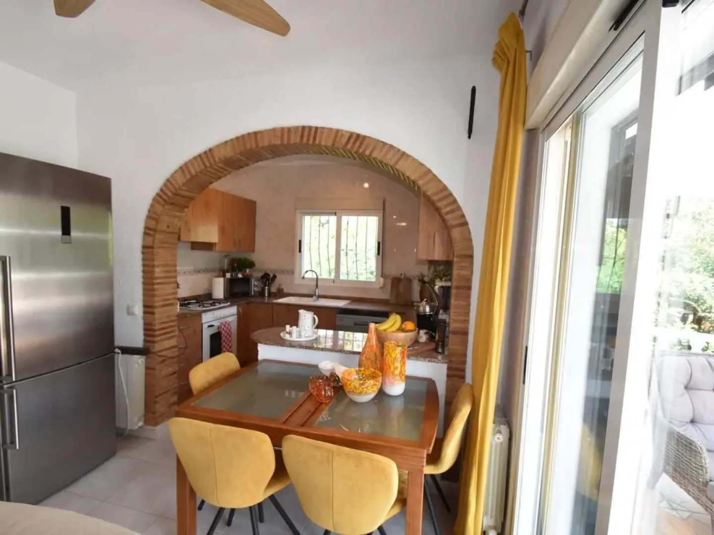 Fantastic Villa in Oliva, Great View of the Mountains & Private Swimming Pool