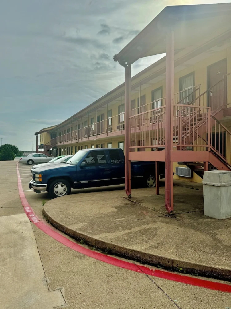 Seagoville Inn