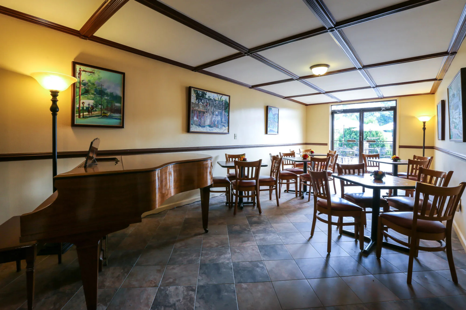 Meadowbrook Inn