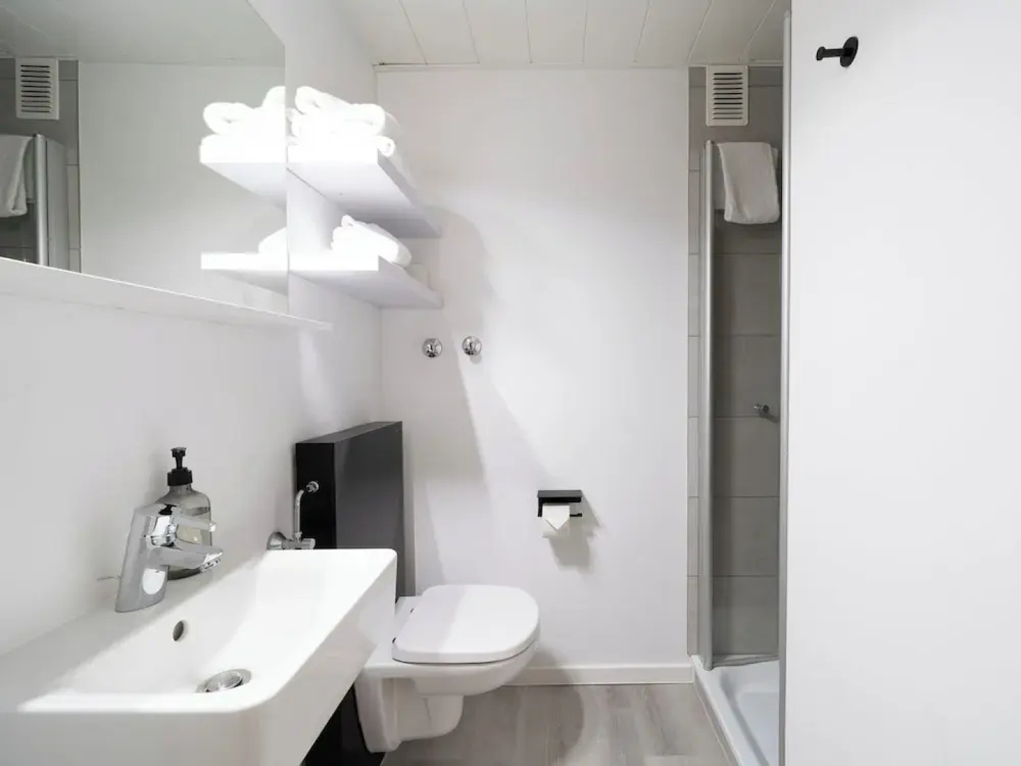 JustStay Mülheim Hotel & Apartments