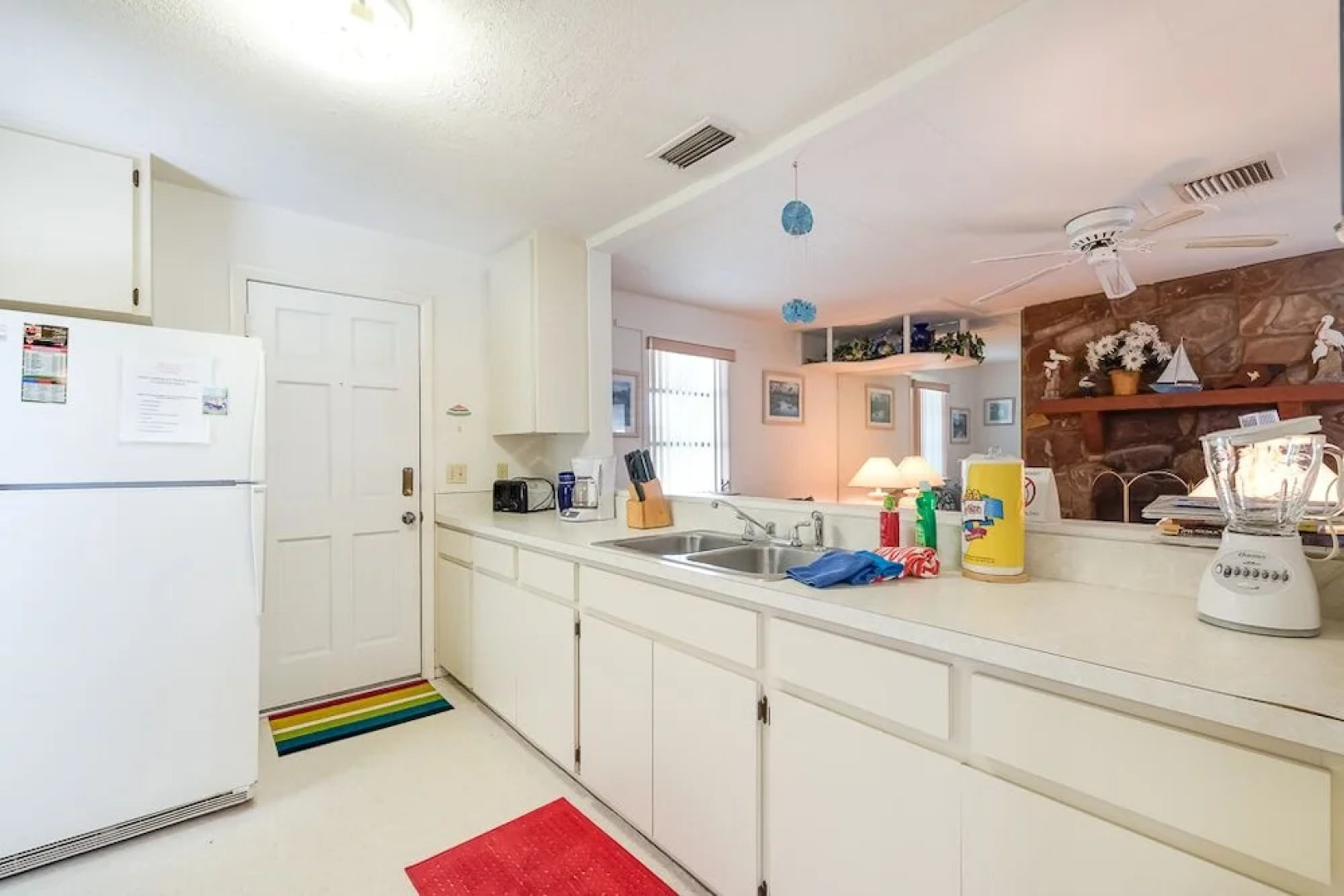 Albee Sunset Cottage, 2 Bedrooms, Pet Friendly, Wifi, Sleeps 8