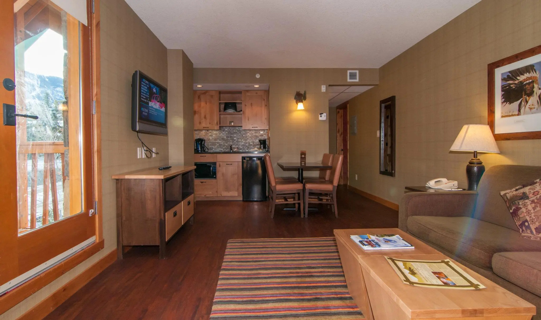 The Fox Hotel and Suites