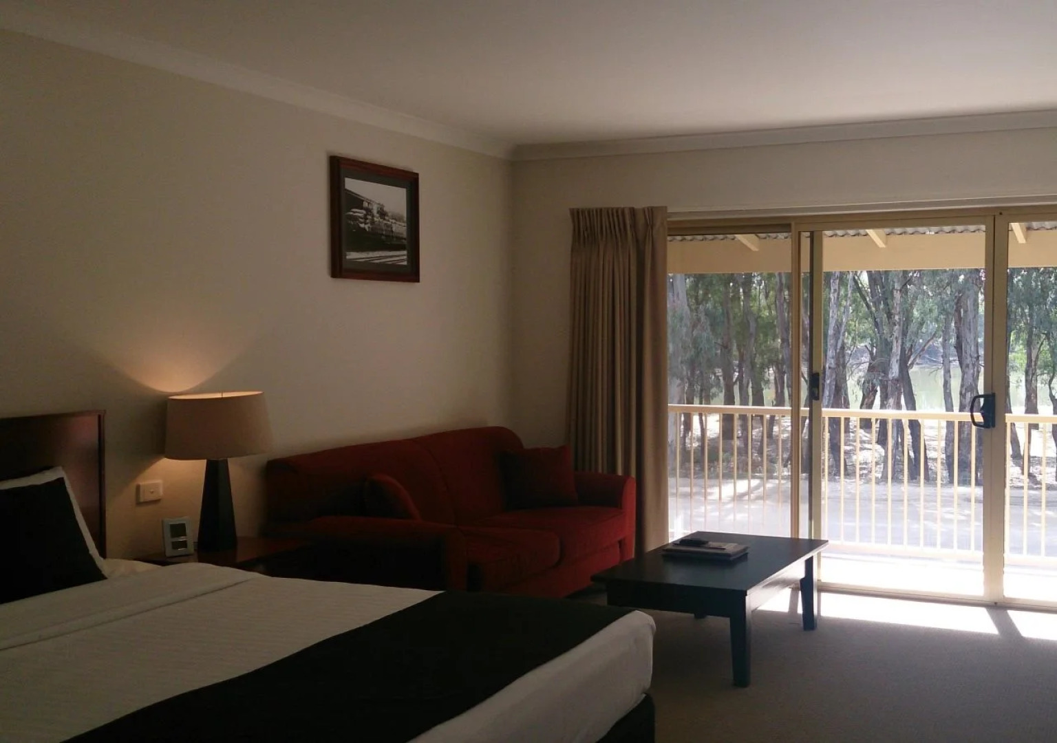 Murray Waters Motor Inn & Apartments