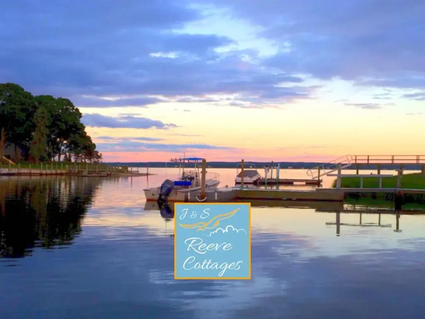 Premier Waterfront Cottage 2