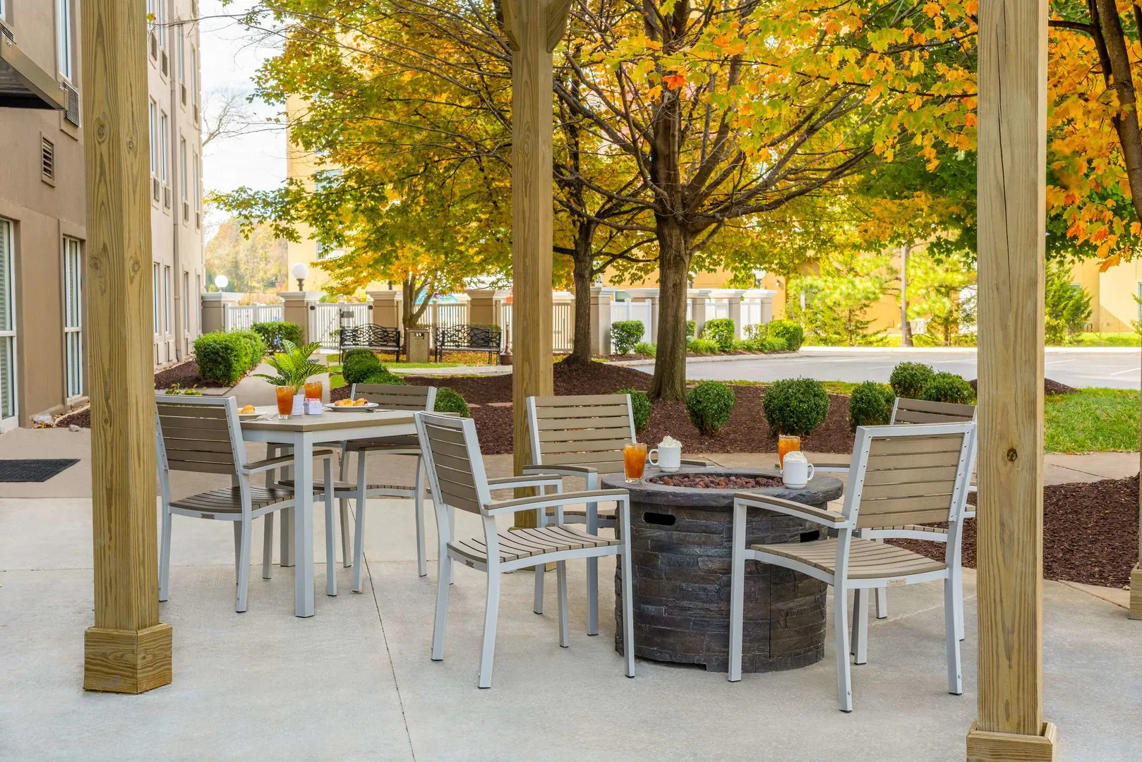 Country Inn & Suites by Radisson, Cookeville, TN