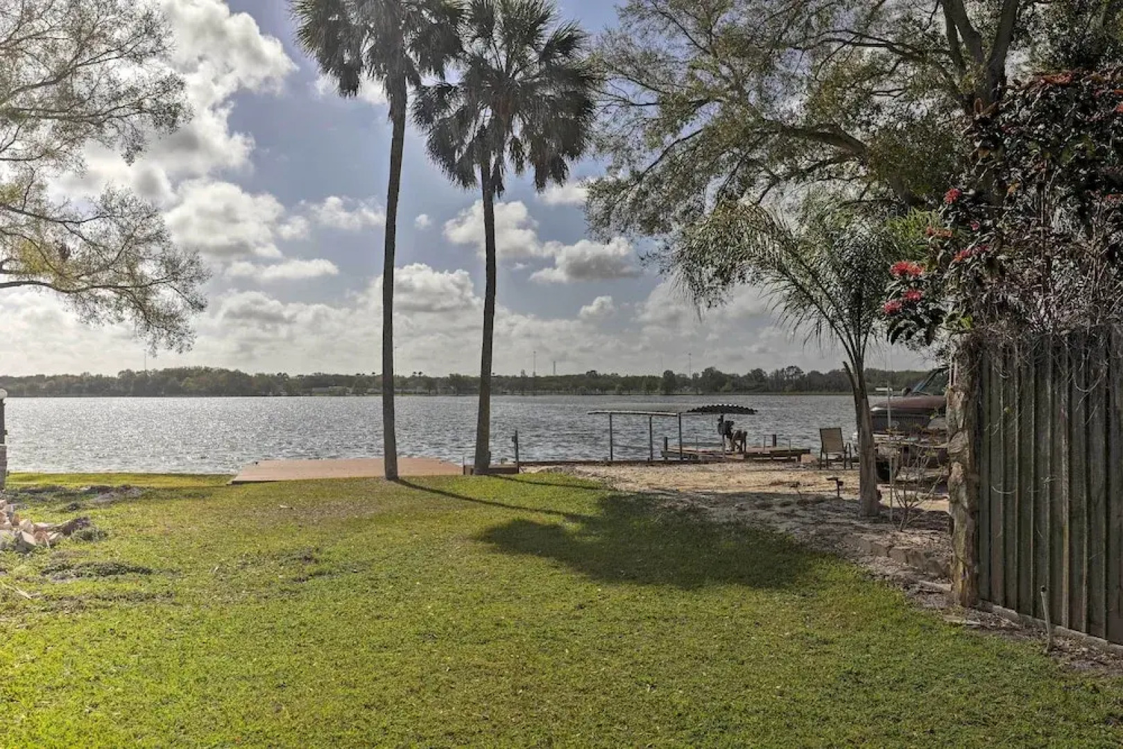 Dock & Beautiful Views! Spacious Bellows Lake Gem