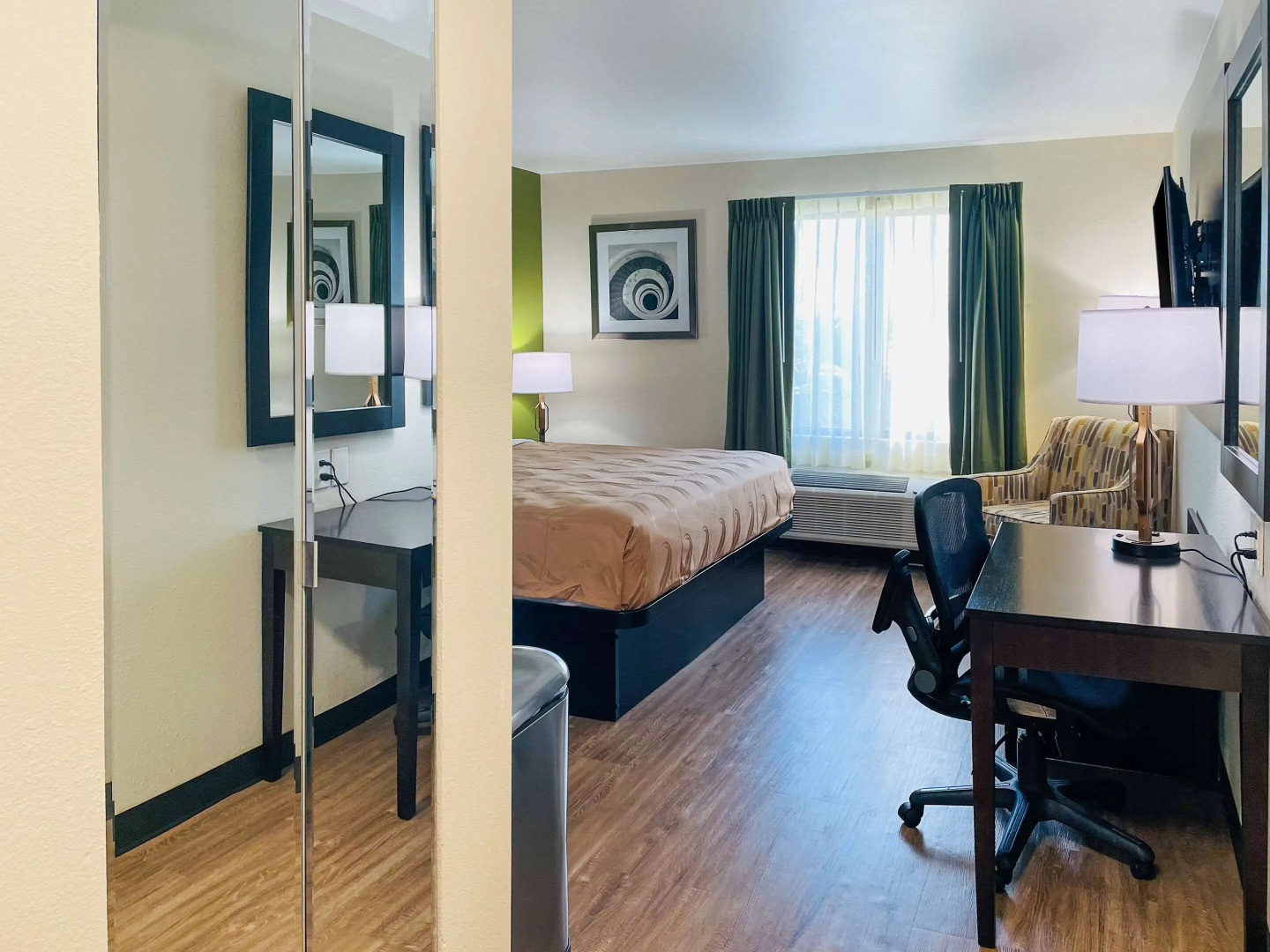 Quality Inn & Suites Lake Charles South