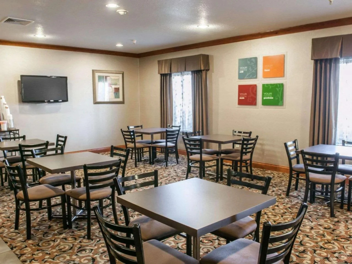 Comfort Inn & Suites Muncie Near University