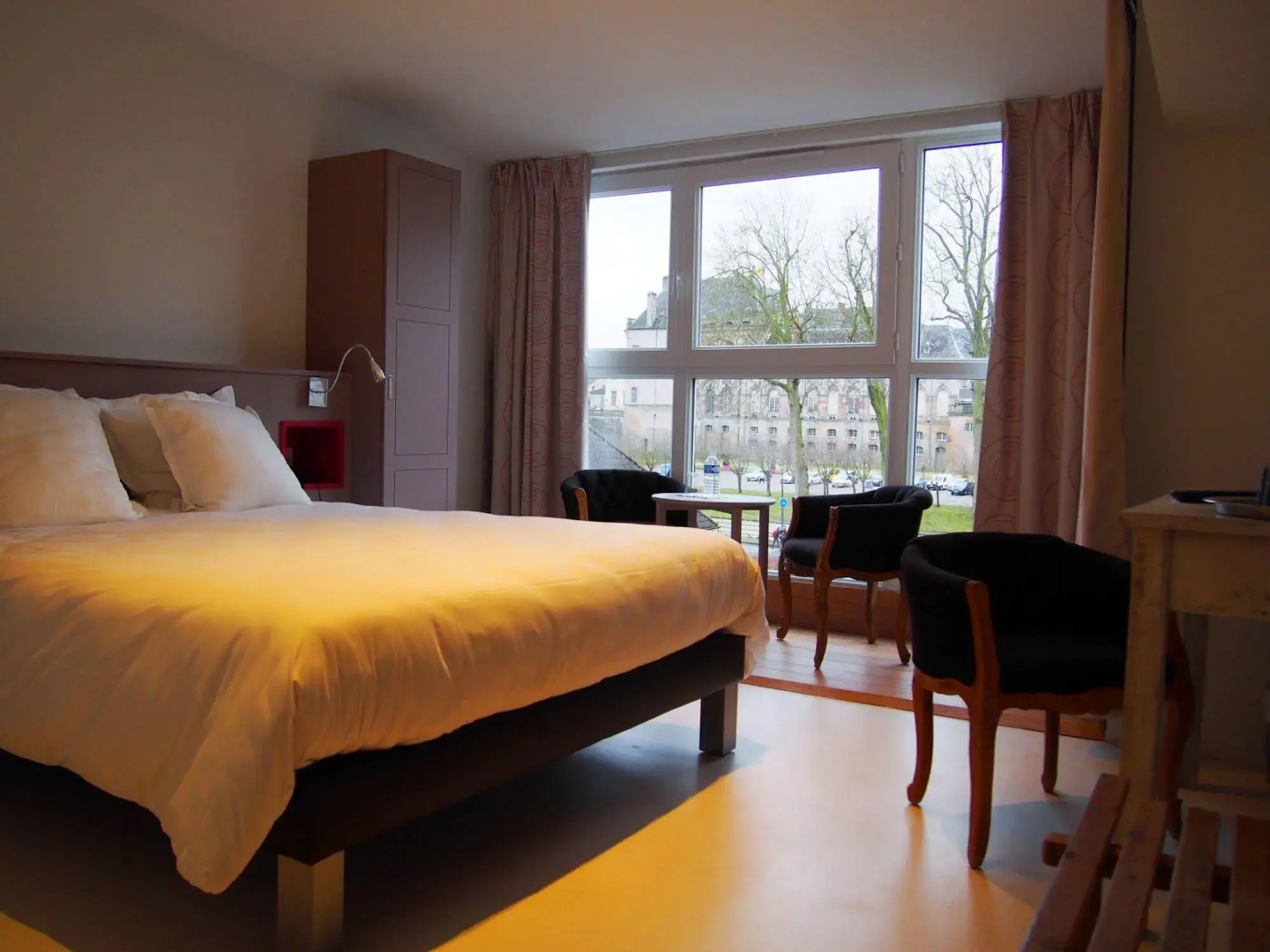 Logis Hôtel Les Pages