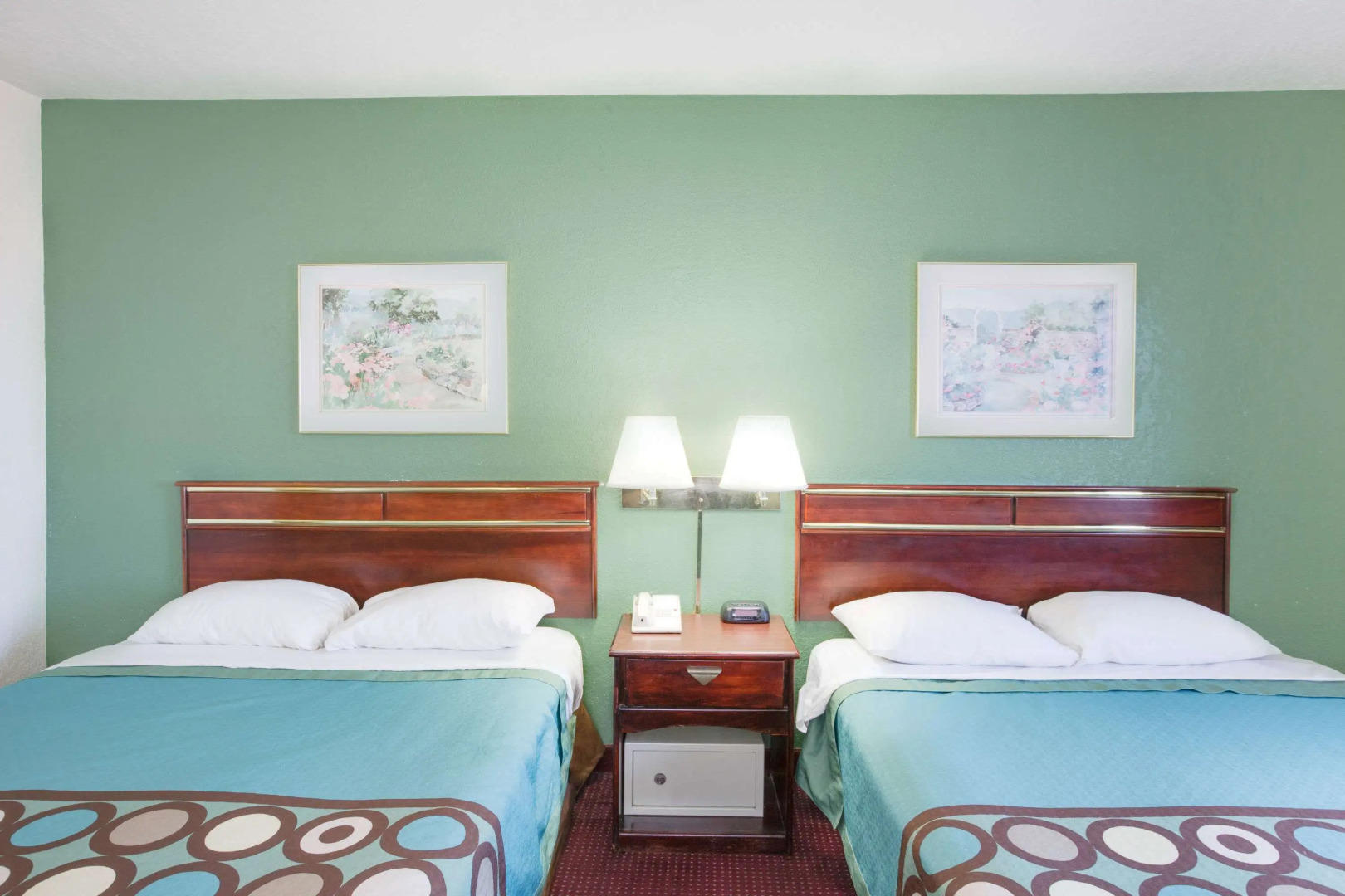 Super 8 by Wyndham Kennett