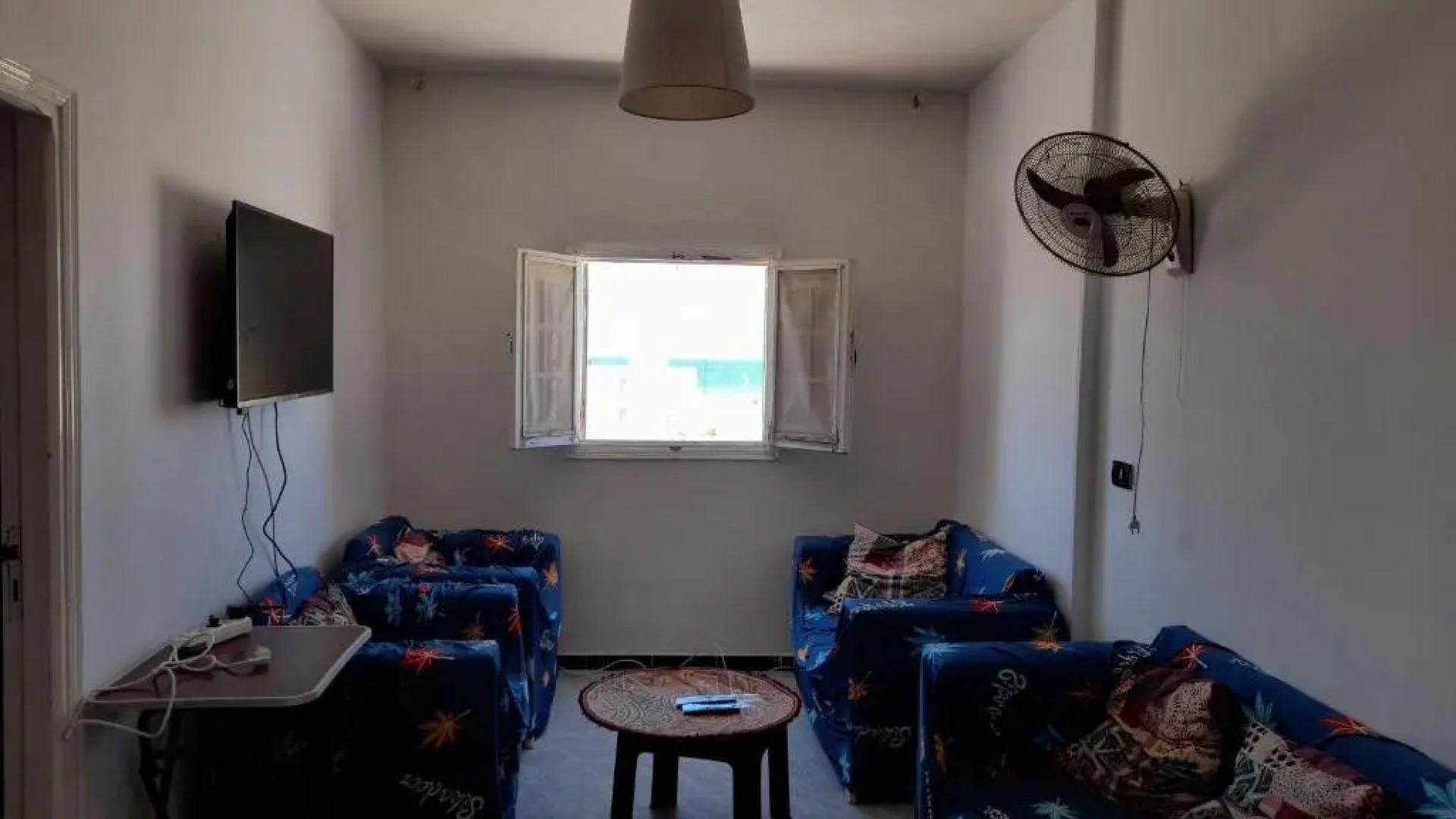 شقق ثلاث غرف بشاطئ الاصيل للايجار قرب الابيض