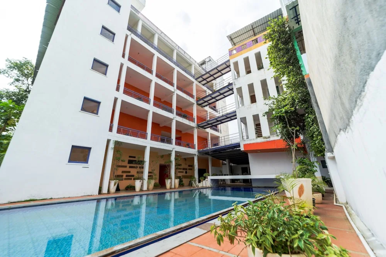 Starlite Hotels