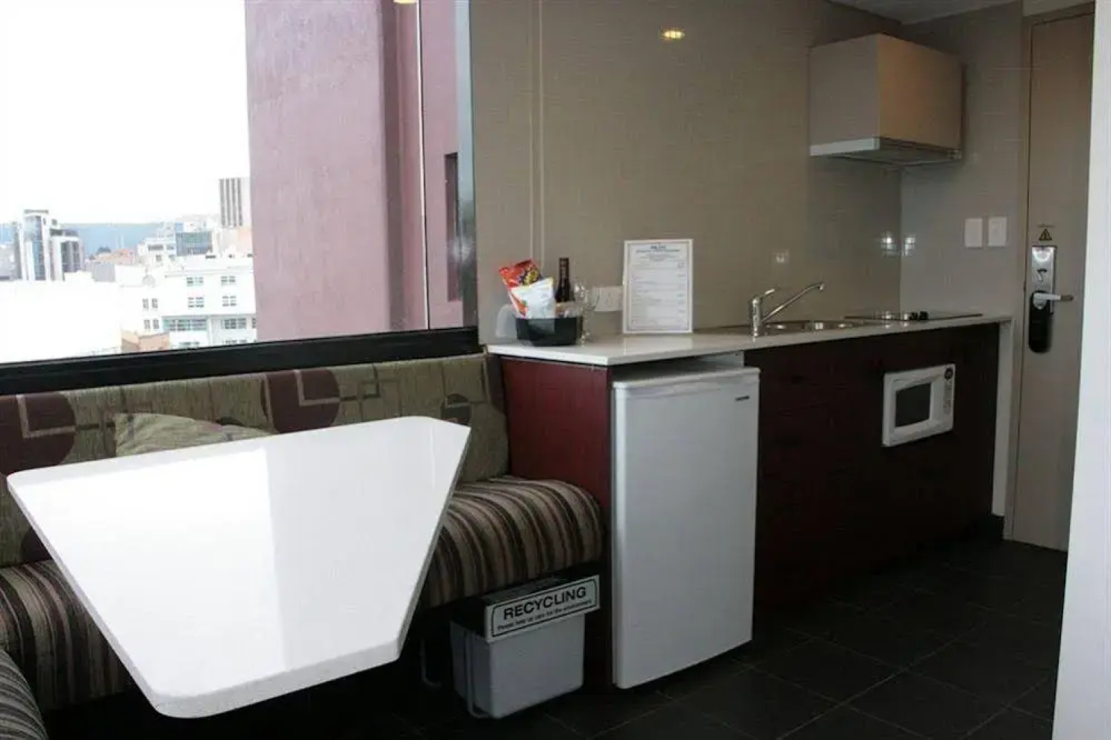 Fountainside Hotel