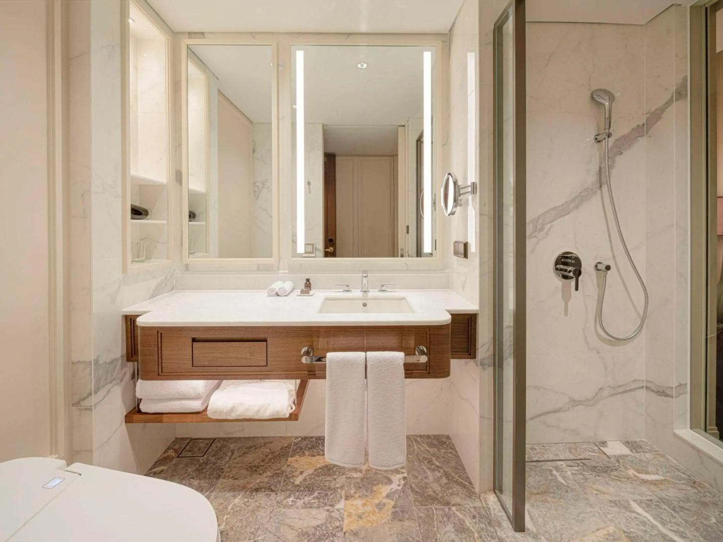 The Ambassador Seoul - A Pullman Hotel