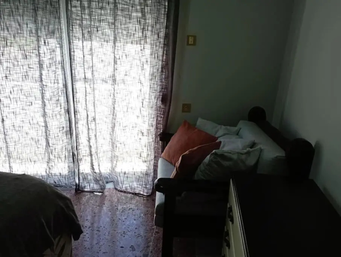 ΤΟ ΔΙΑΜΕΡΙΣΜΑ ΤΗΣ ΜΑΙΡΗΣ or MARY'S APARTMENT