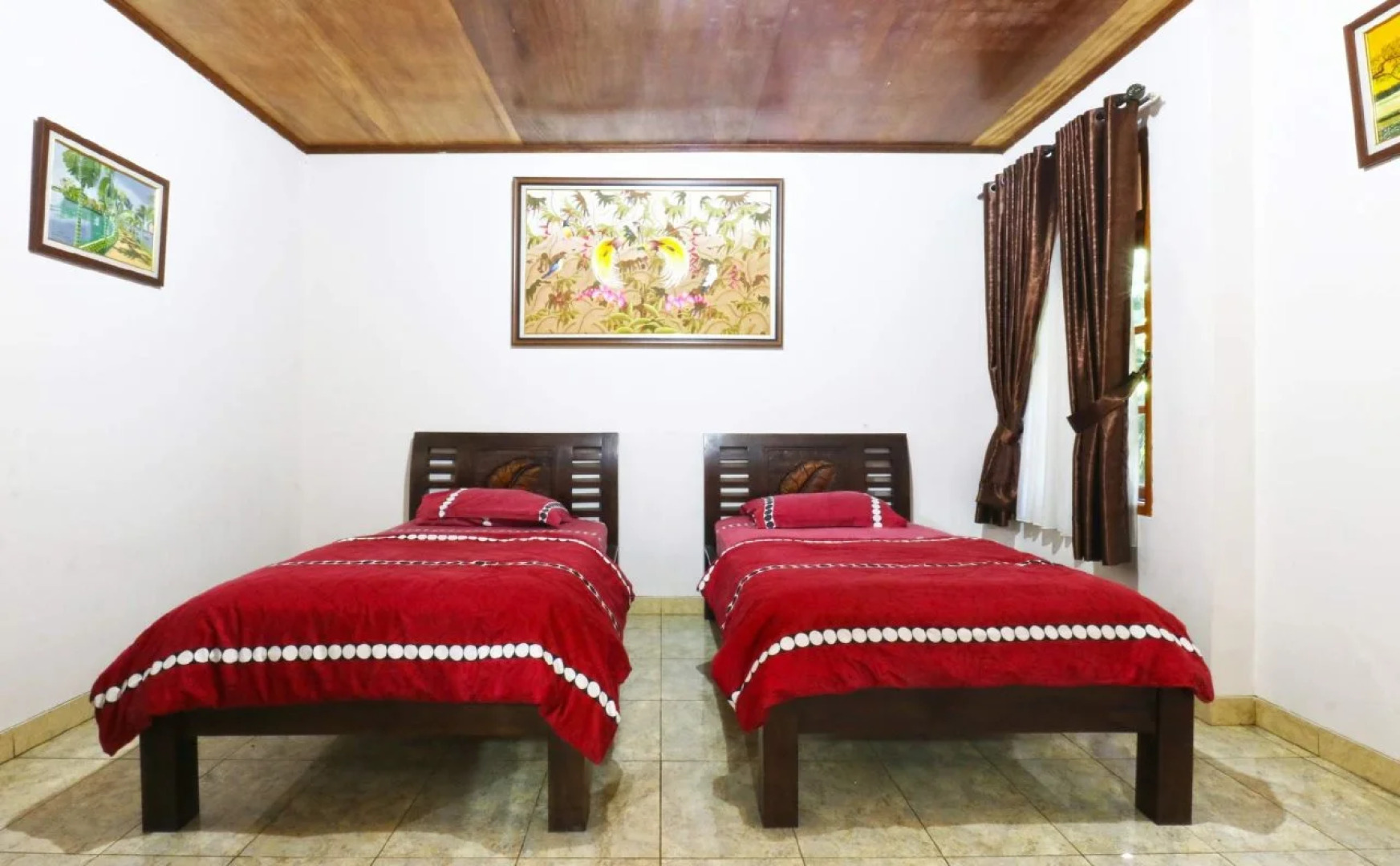 Aquarius Orange Hotel & Villa