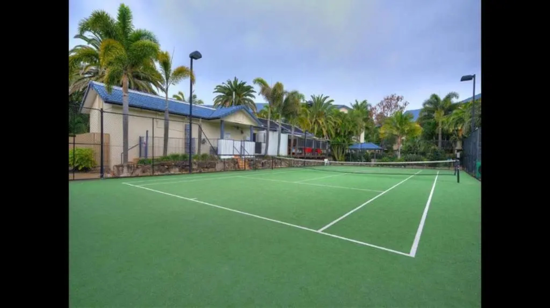 Mermaid Beach Apartment