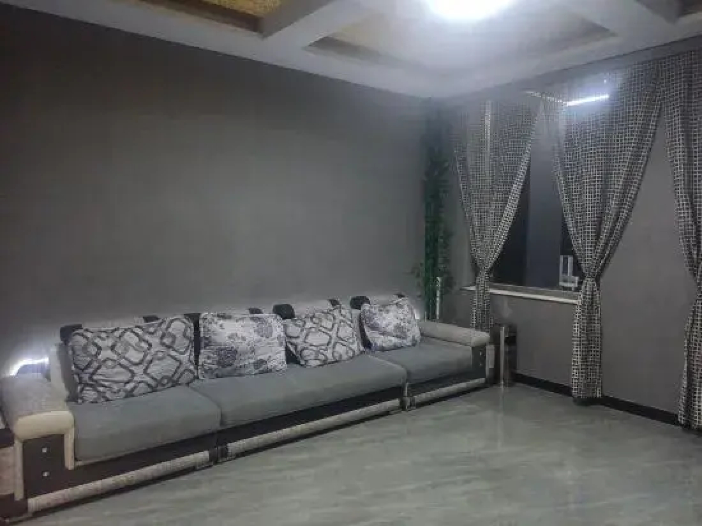 Home Inn Huaxuan Hotel (Duolun Longzehu Branch)