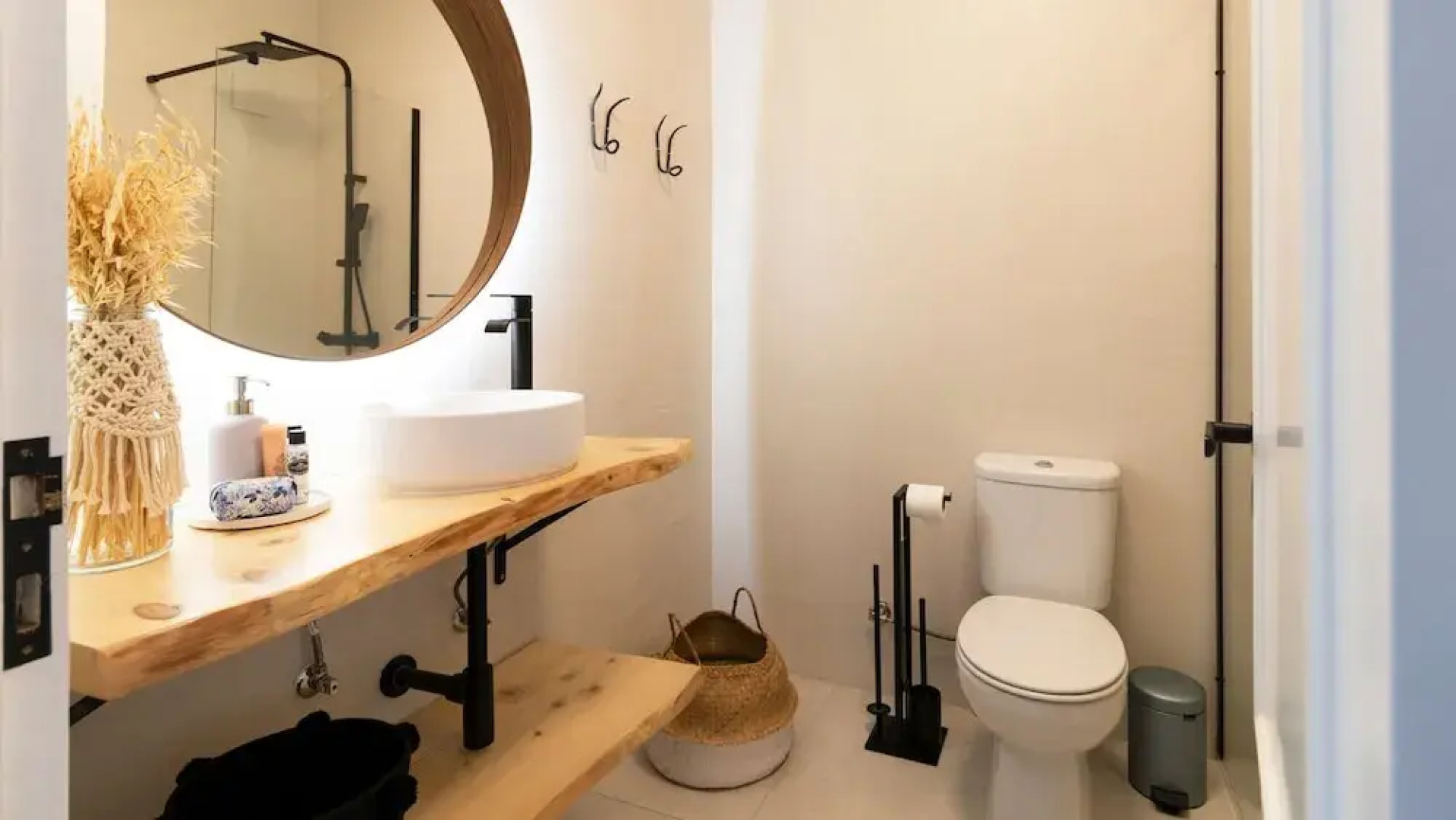 Ti Beach House in Mindelo