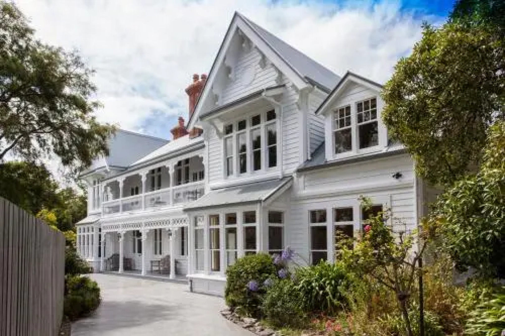 Oinako Bed & Breakfast