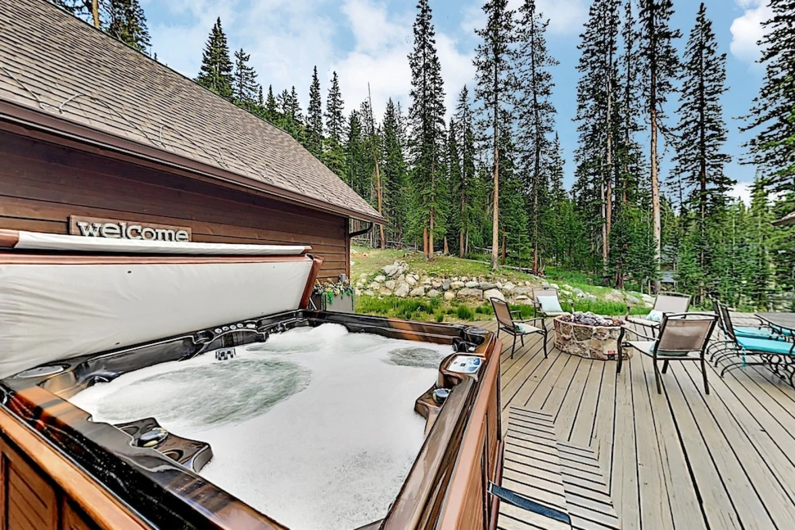 Opulent Breck Haven: Theater, Hot Tub, Billiards 7 Bedroom Home