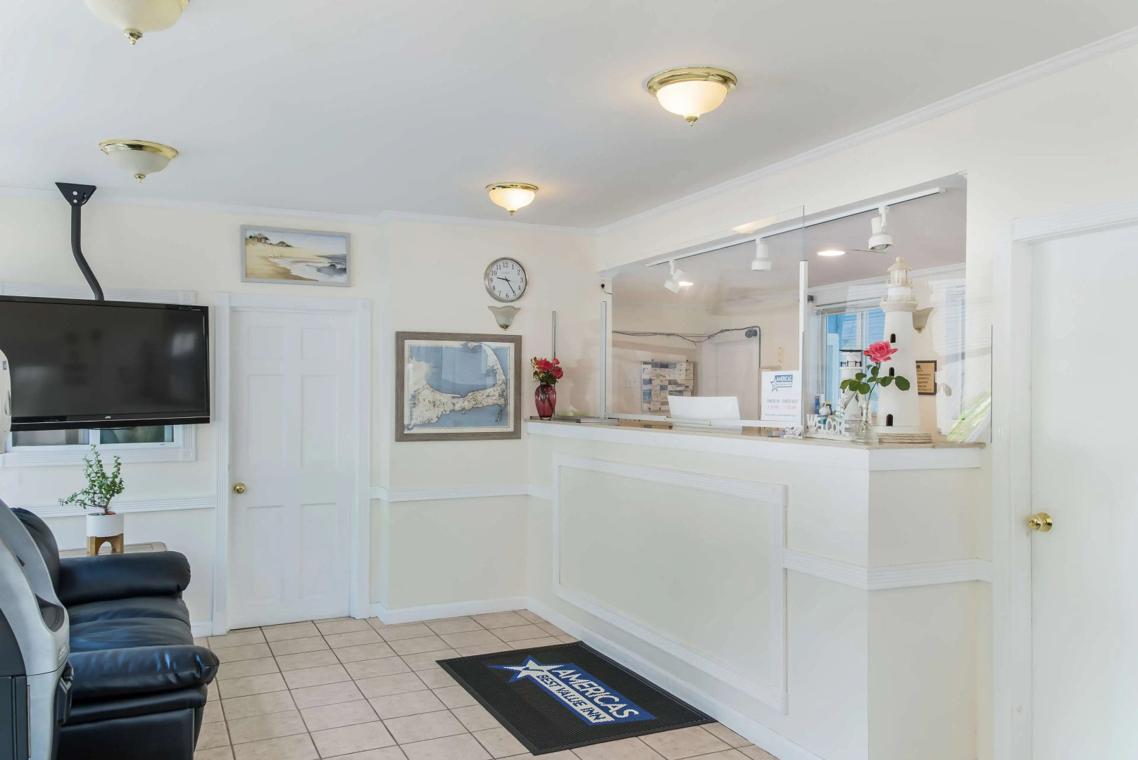 Americas Best Value Inn & Suites Hyannis Cape Cod