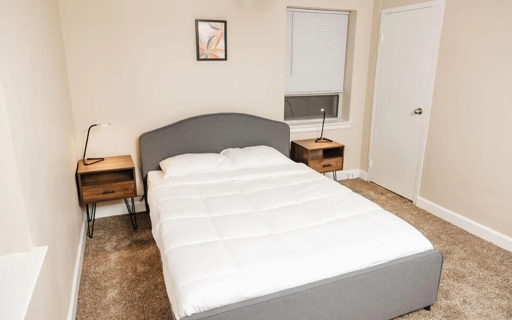 Comfortable 1BR APT With a 24-hour Fitness Center