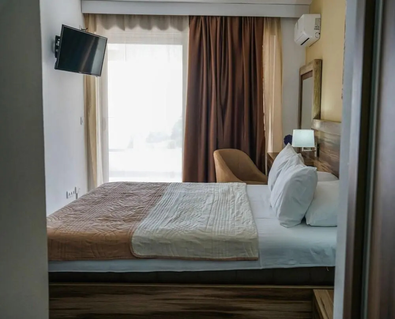 Hotel & Beach Club Mediterraneo Liman