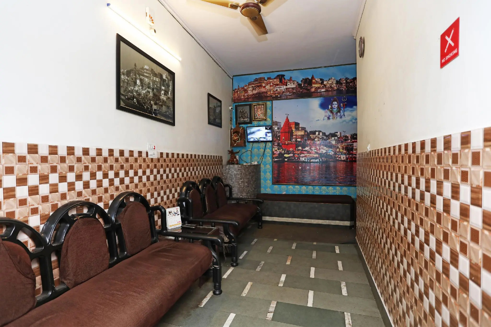OYO 9928 Hotel Haveli Inn1