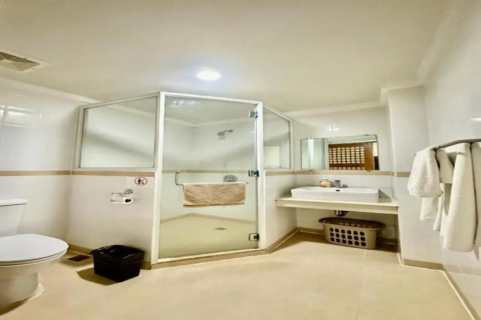 Arkipelago Divers and Beach Resort